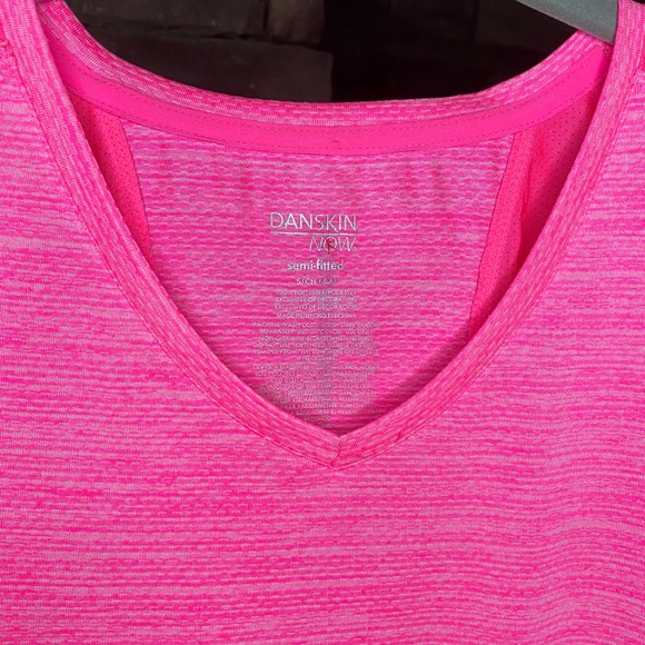 Danskin Semi-fitted Hot Pink Workout Tee - Picture 2 of 3